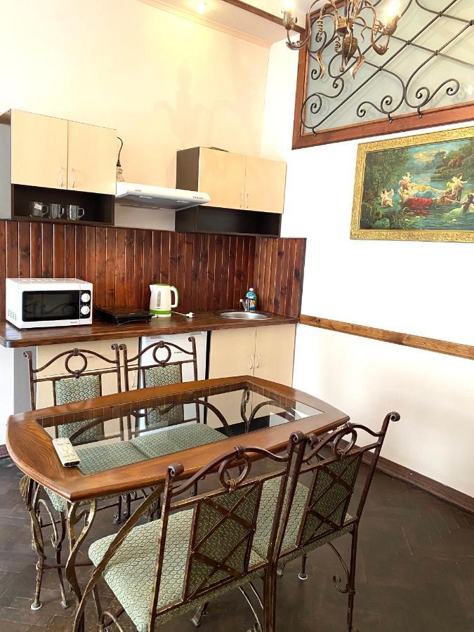 Квартира На Вулиці Лесі Українки 19 Lviv Extérieur photo