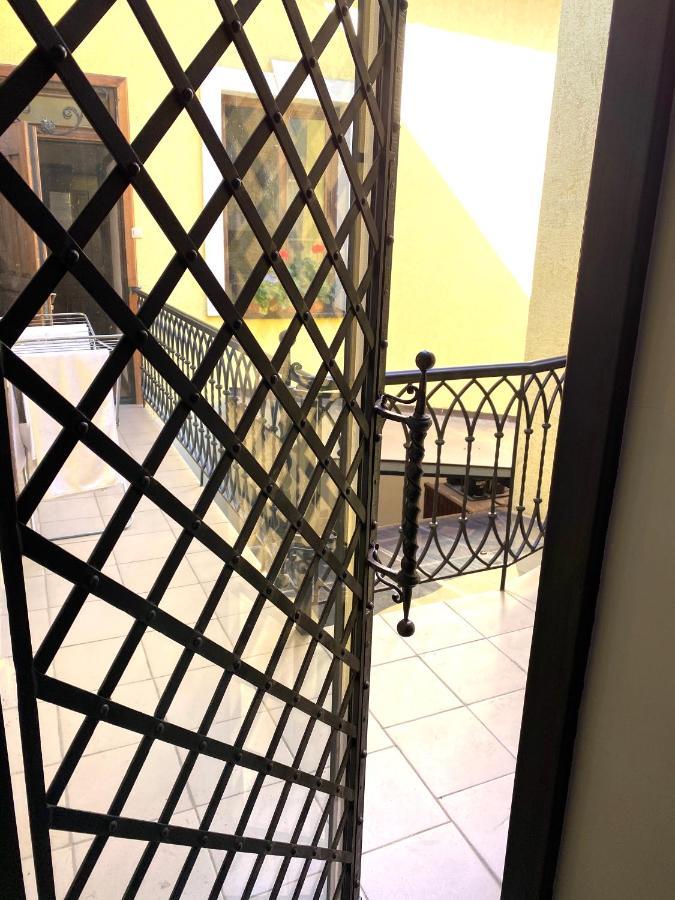 Квартира На Вулиці Лесі Українки 19 Lviv Extérieur photo