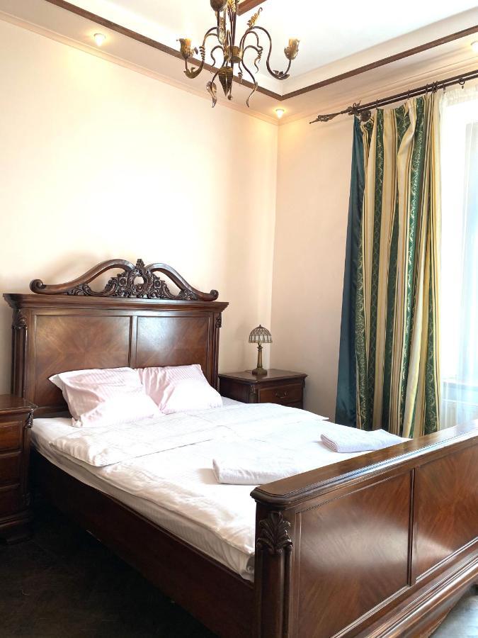 Квартира На Вулиці Лесі Українки 19 Lviv Extérieur photo